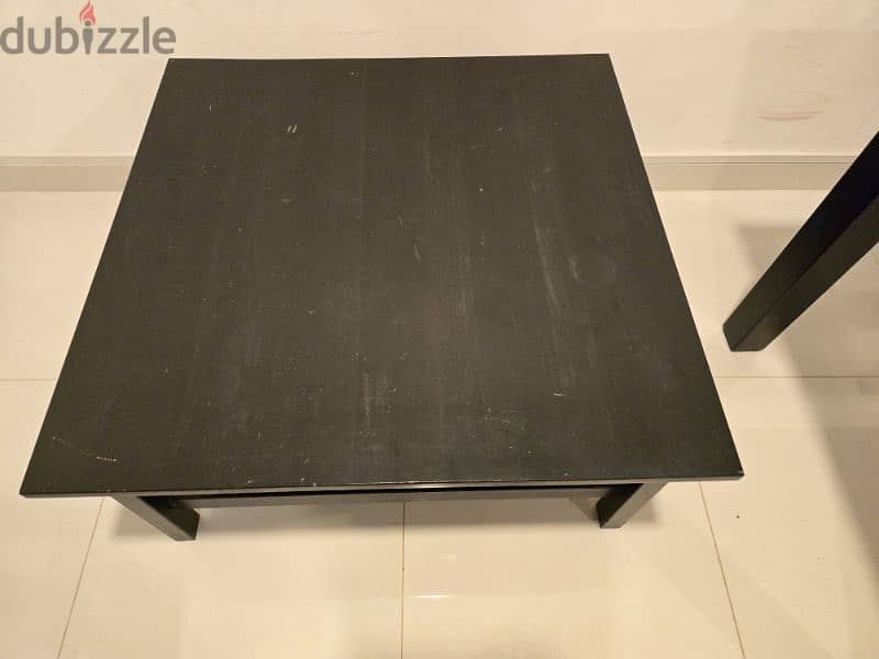 Coffee table for sale in good condition 1