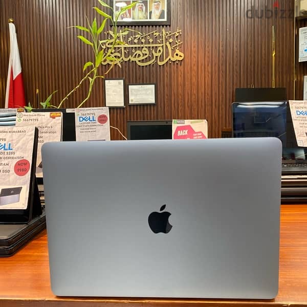 Apple MacBook Pro 2017 4