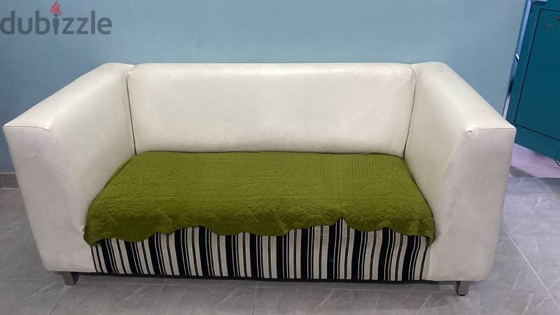 single sofa 0