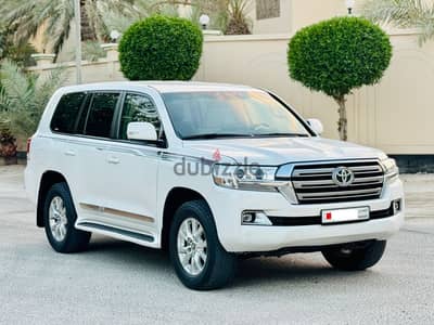 Toyota Land Cruiser V6 2020