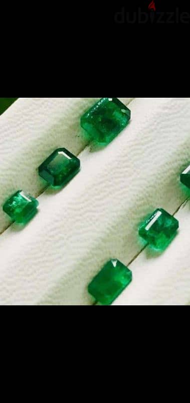 Natural emerald Beryl zamarod Stone 1