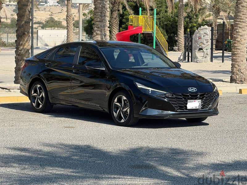 Hyundai Elantra 2022 black 0