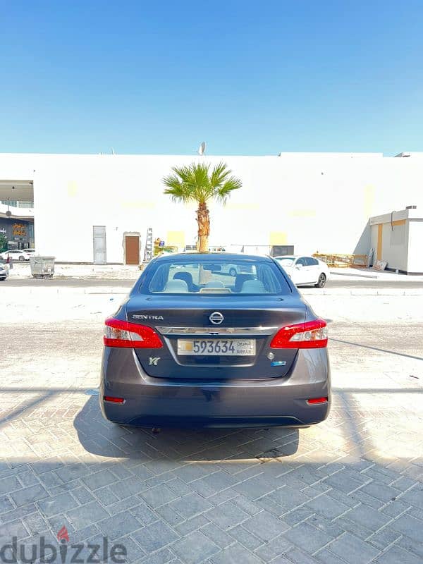 Nissan Sentra 2016 First Owner Low Millage Very Clean Condition 3