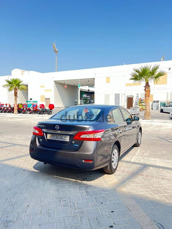 Nissan Sentra 2016 First Owner Low Millage Very Clean Condition 4