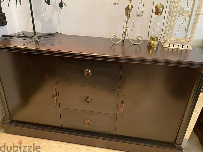 very good condition sideboard 1