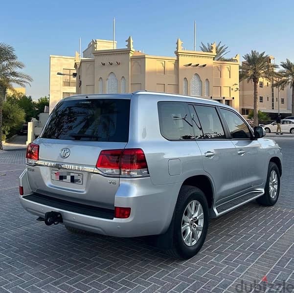 Toyota Land Cruiser GX-R 2017 3