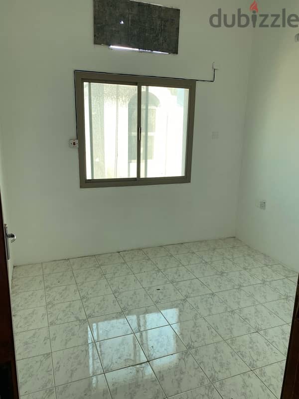 flat for rent in Muharraq 2