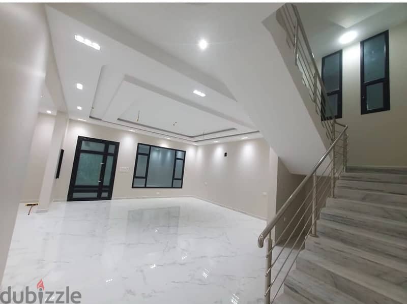 للبيع فيلا حديثه في الحد خلف لولو villa for sale in new hidd 6