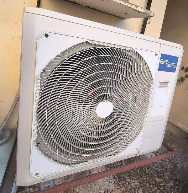 SPLIT AIR CONDITION - 2.5 TON 1