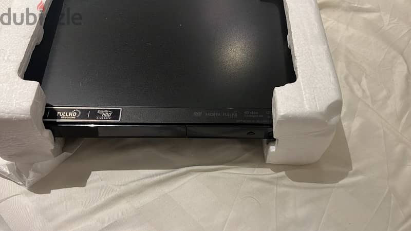 Blue Ray Disc and DVD Player- HDMI 3