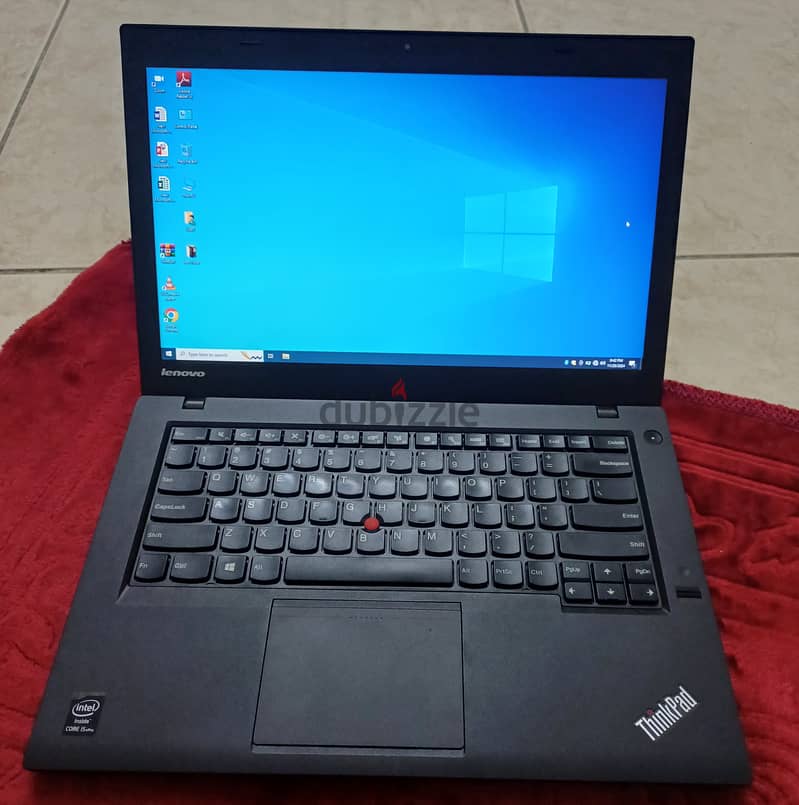 Lenovo thinkpad core i5 ram 8gb ssd 500gb wifi Bluetooth 6