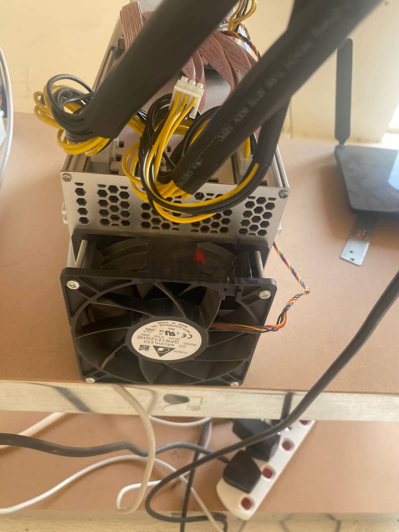 2 Antminer L3+ (504 MH/s) with Power Supplies – Only 100BD each set 3