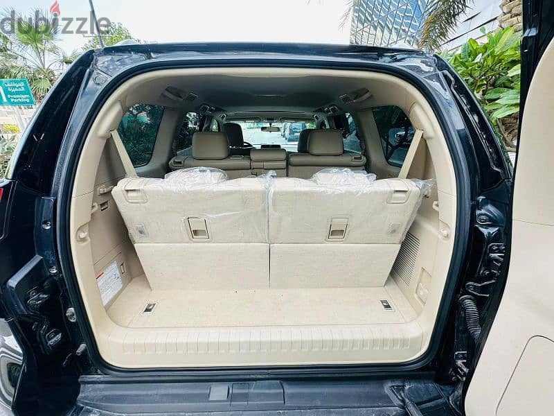 TOYOTA LAND CRUISER PRADO V6 4WD (4×4) 2023 model. 7 seater 15