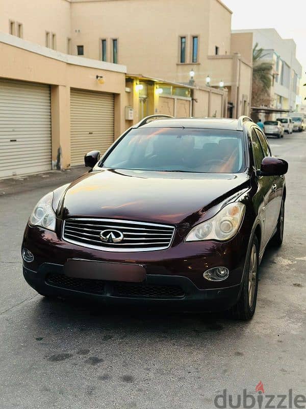 Infiniti EX35 2012 model. Full option model with fully Automatic 4