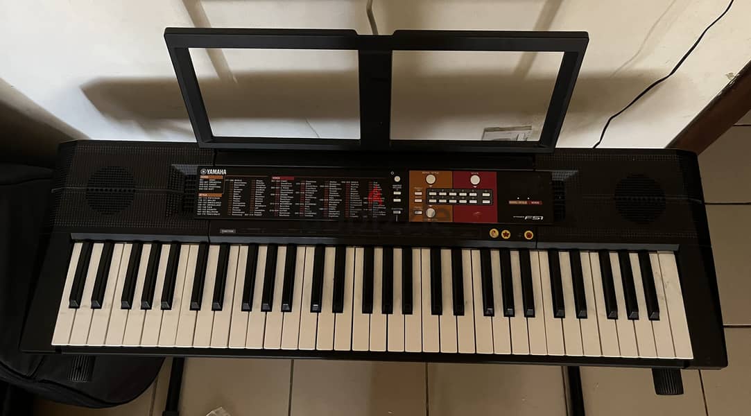 Yamaha PSR F51 0