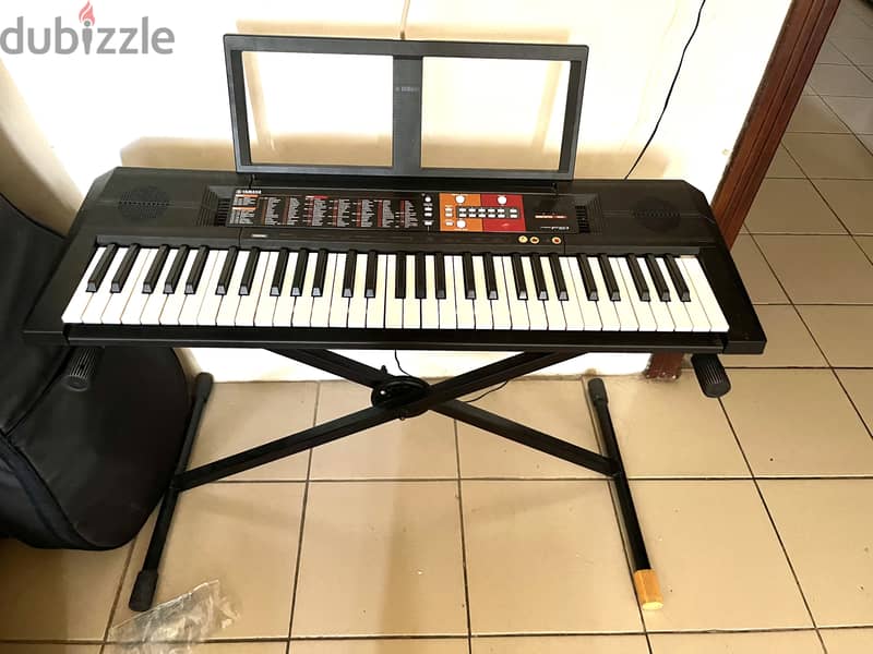 Yamaha PSR F51 1