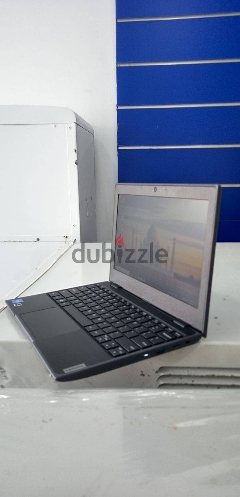  Laptop ! Ram 4GB ! 64GB Storage ! Window 10 3