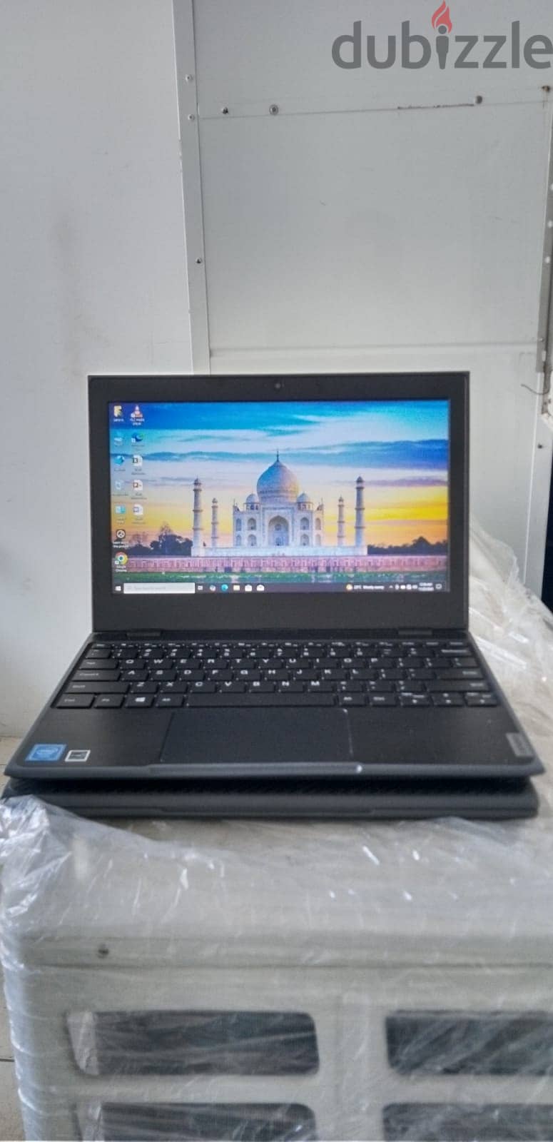  Laptop ! Ram 4GB ! 64GB Storage ! Window 10 8