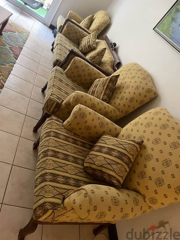 Vibrant Couches - 9 persons 2