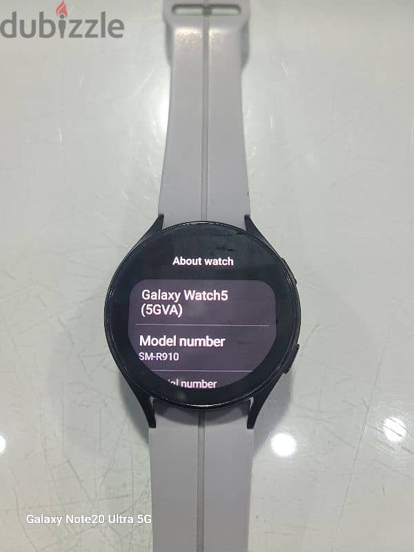 Samsung Watch 5 44mm good condition With box and charger 4