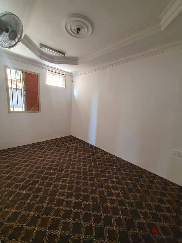 2Bedrooms Aprt For Rent With Unlimited Ewa In Hajiyat Near Oasis Mall 1