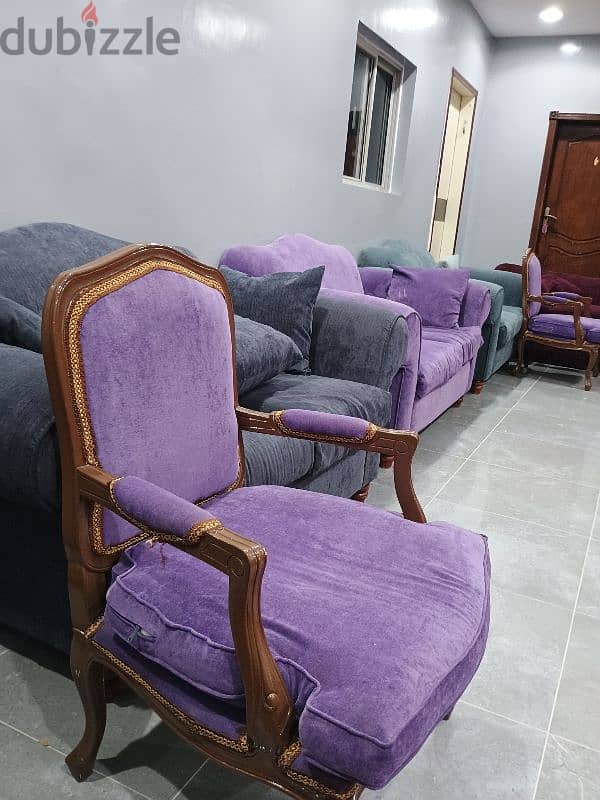 3-color sofa set with 2 single chairs, very clean 45BD 6