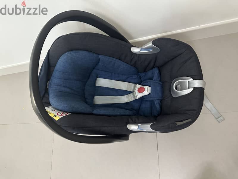 Car seat CYBEX Aton Q plus 2