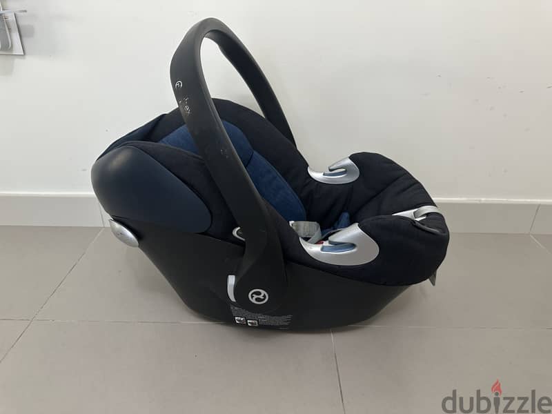 Car seat CYBEX Aton Q plus 3