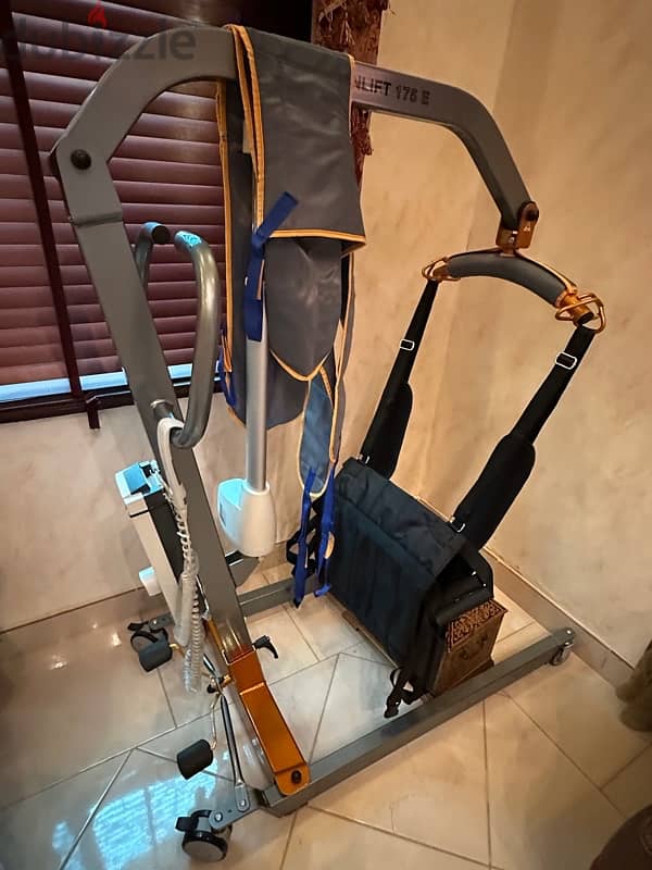 Patient Electrical Lifter (for elderly and disabled) 2