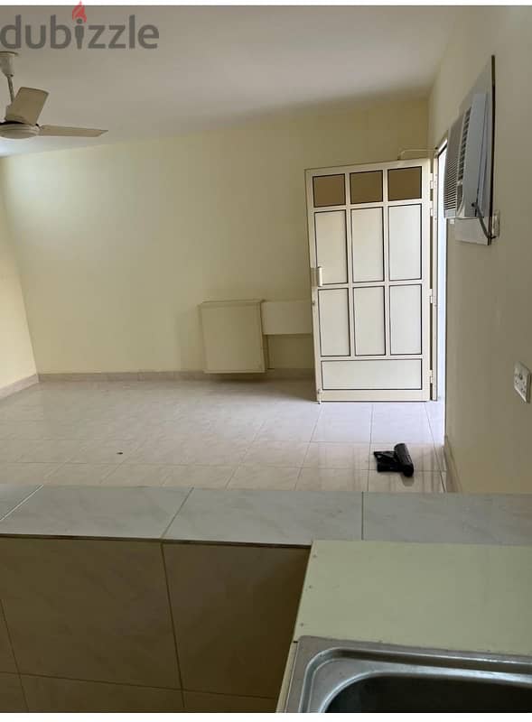 room in Essa town  include  EWA for rent 0