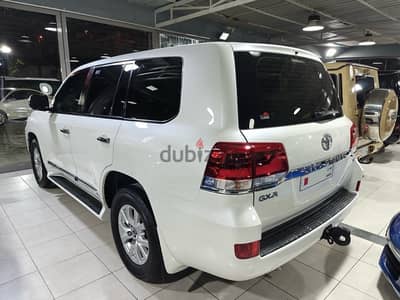 2019 Toyota Land Cruiser GXR