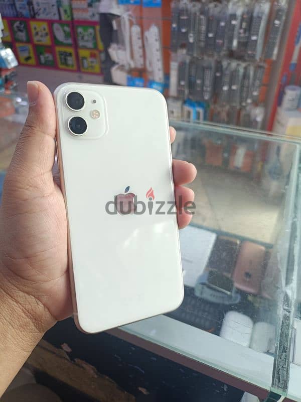 iPhone 11. White colour. 128GB 0