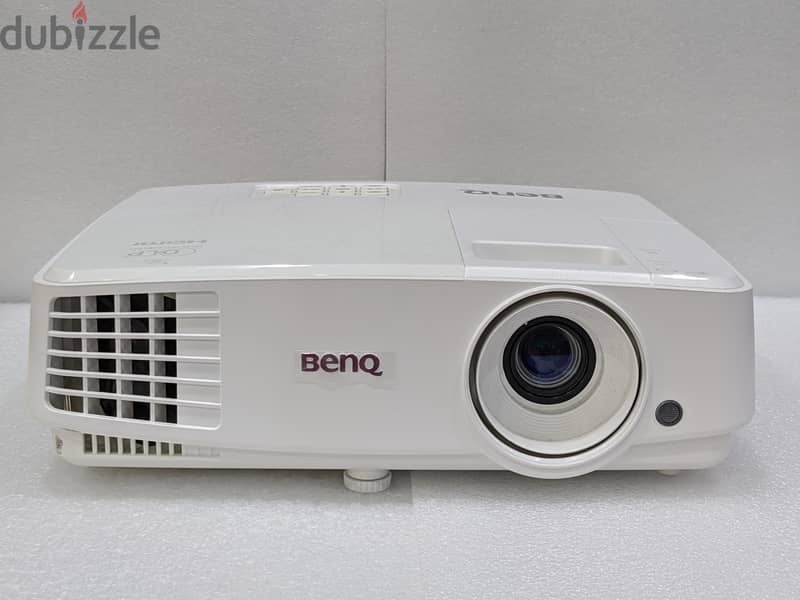 BenQ Video Projector - SVGA Display, 3200 Lumens, HDMI, 13,000 2