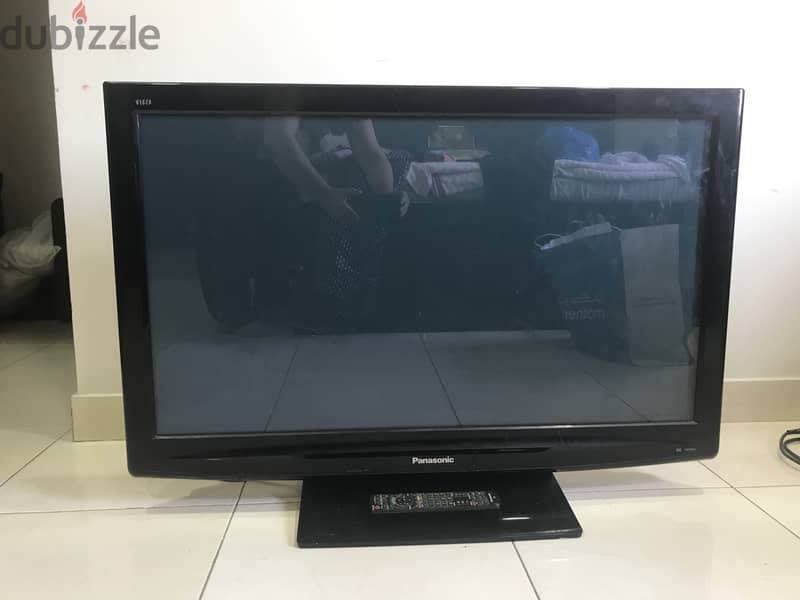 Panasonic TH-P42C10M 42" Multi-System Plasma TV 110 220 240 volts pal 1