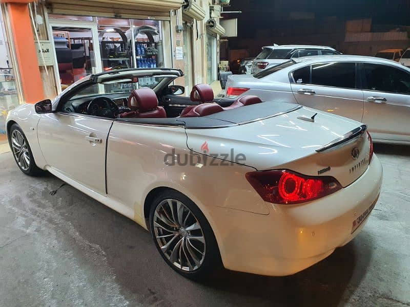 Infiniti Q60 2015 1