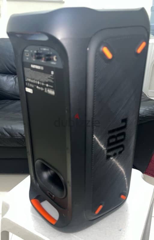 JBL Partybox 100 bluetooth speaker 3