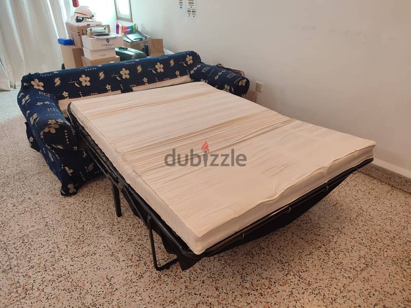 2-seat Sofa-bed 1