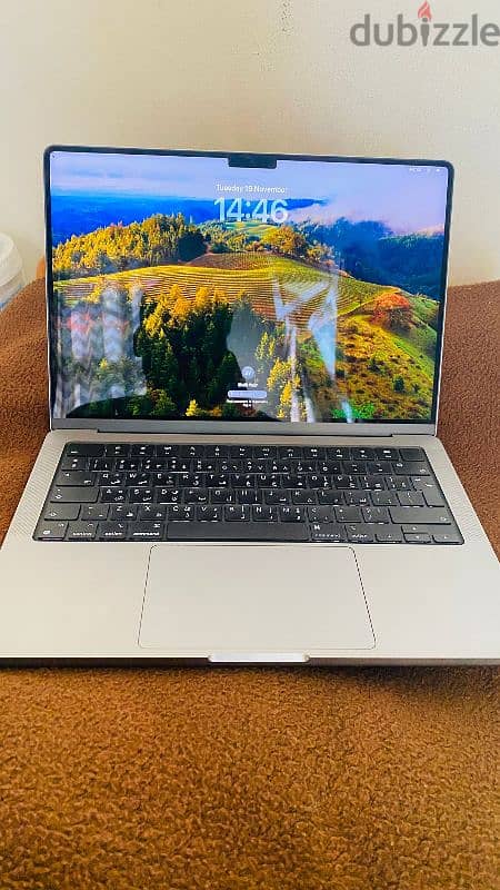 For sale Apple Mac book 14 pro M3 2