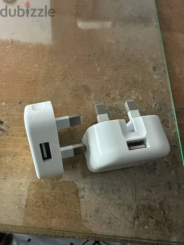 Apple Original charger    eich 5 bd 1