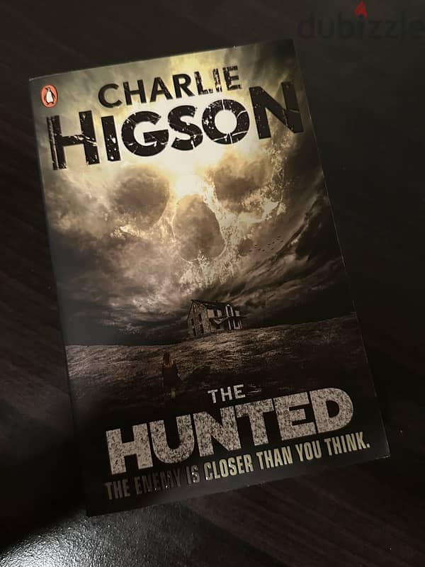 Charlie Higson Books (The Hunted & The Fallen) 1