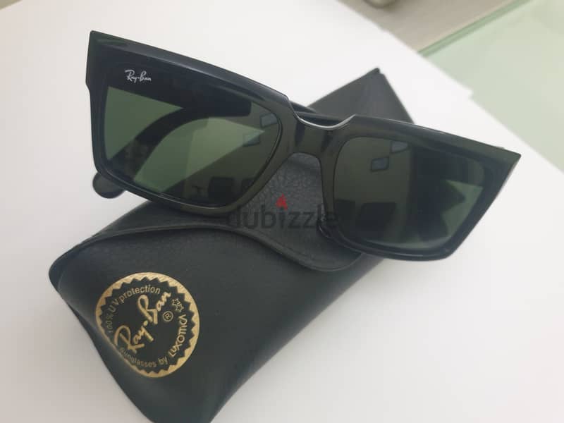 RAY-BAN GLASS FOR SALE-BD. 50 6