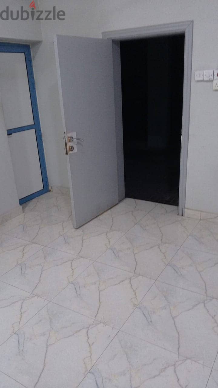 For rent studio riffa 100bd with ewa 4