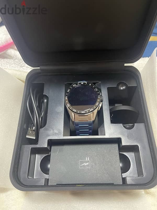 TAGHEUER CONNECTED CALIBRE E4 (SBR8A) 3