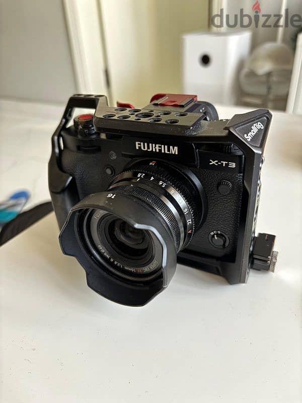 Mint condition Fujifilm XT3 with Fuji Lens 16mm f2.8 and accessories 0