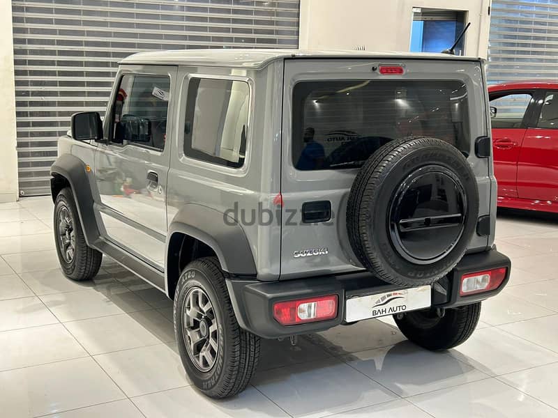 SUZUKI JIMNY GLX MODEL 2022 ONLY 700 KM RUNNING CAR FOR SALE 1