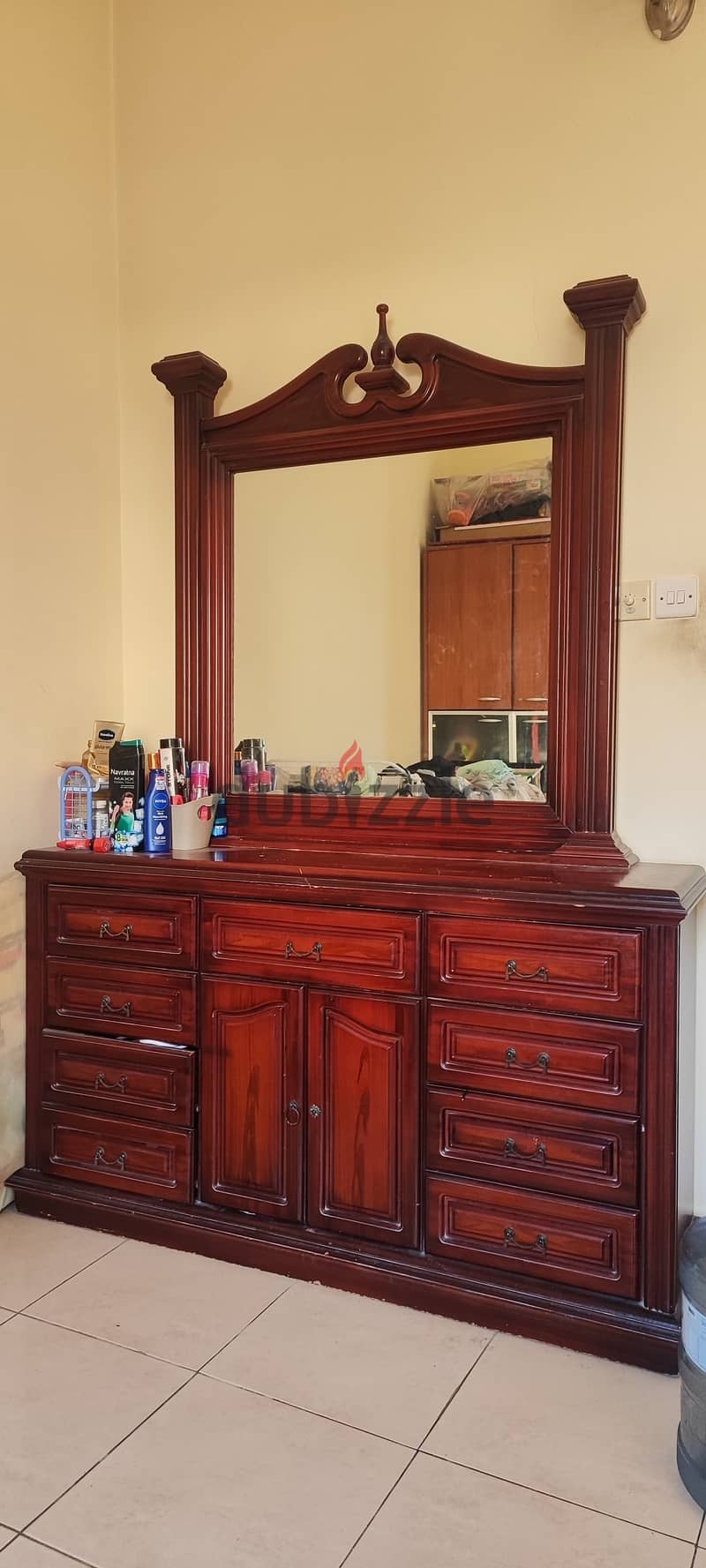 Dressing table for sale 0