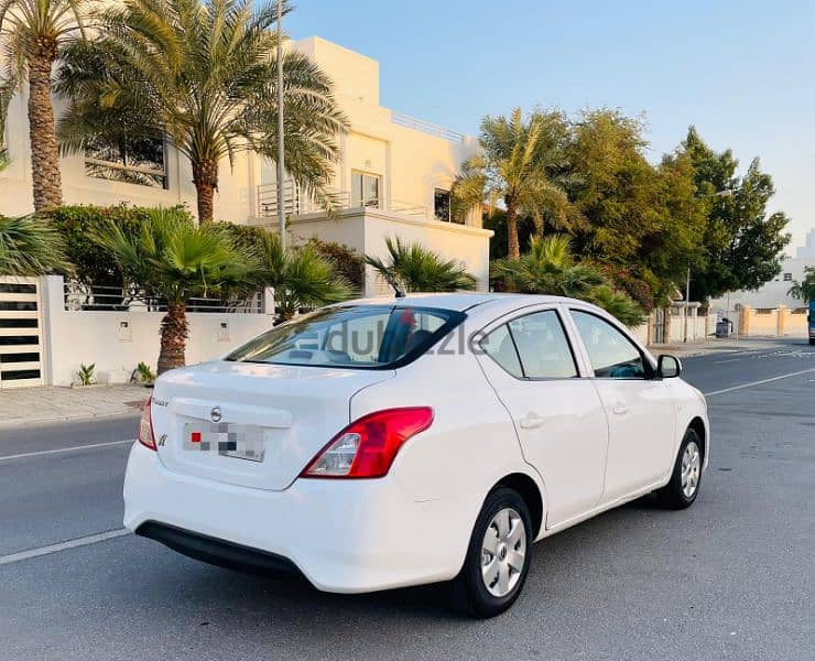 Nissan Sunny 2017 model for sale. . . . 2600 bd 6