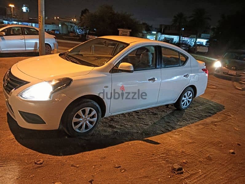 Nissan Sunny 2019 10