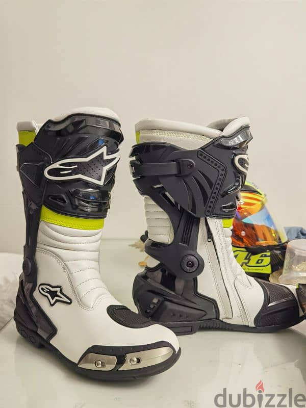 Alpinestars GP PRO boots & Gloves  الباين ستار بوت و قفازات 3