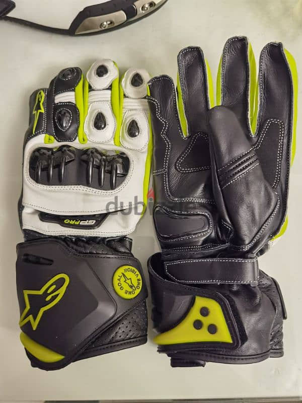 Alpinestars GP PRO boots & Gloves  الباين ستار بوت و قفازات 5